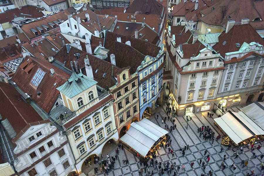 Vista de la Plaza de la Ciudad Vieja desde la Torre del Ayuntamiento (Praga)